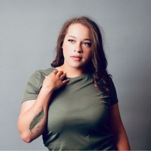 Meet your Posher, Cierra